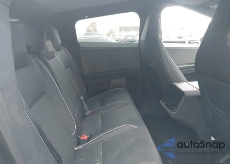 2025 Tesla Cybertruck All-Wheel Drive z USA, uszkodzony, nr VIN 7G2CEHEDXSA077403